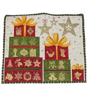 Christmas Advent Calendar 20" Quilt with Pockets Holiday Decor